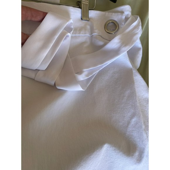 Zac & Rachel White Side Tie Wrap Around Skirt with Undershorts - 18W - Picture 11 of 12